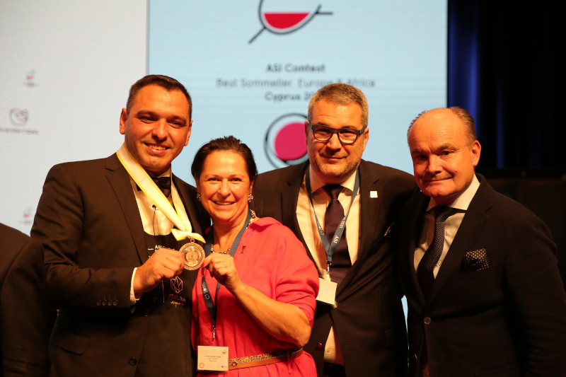 Dritter Platz bei der europäisch-afrikanischen Sommeliermeisterschaft 2021 in Limassol, Zypern | Fotocredit: Xeniya Volosnikova (ASI)